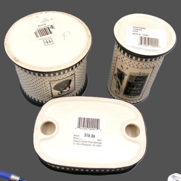 Kim Poloson Paris Theme 3 Piece Bath Vanity Set, Soap Dish, Tumbler, Jar - Picture 5 of 7